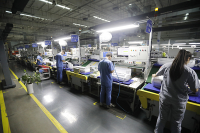 能定制家電還能查生產進度 海爾互聯工廠搭起用戶零距離&ldquo;生態圈&rdquo;